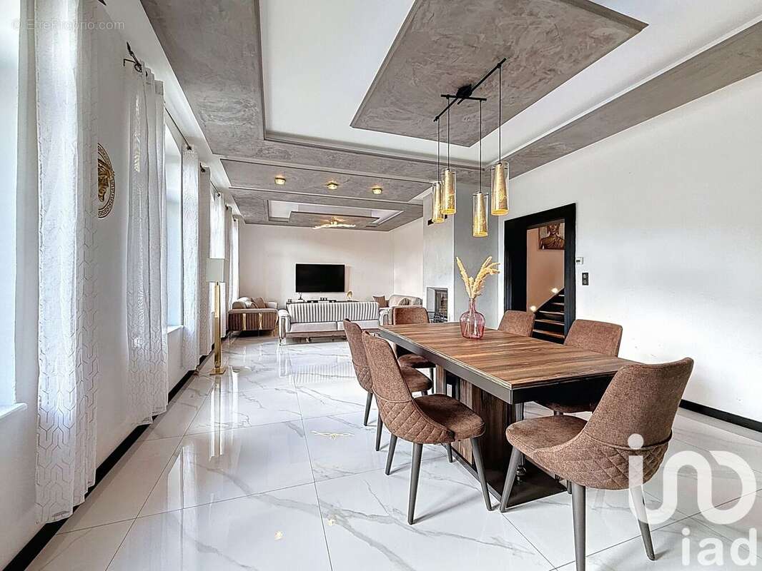 Photo 2 - Maison à SAULNY