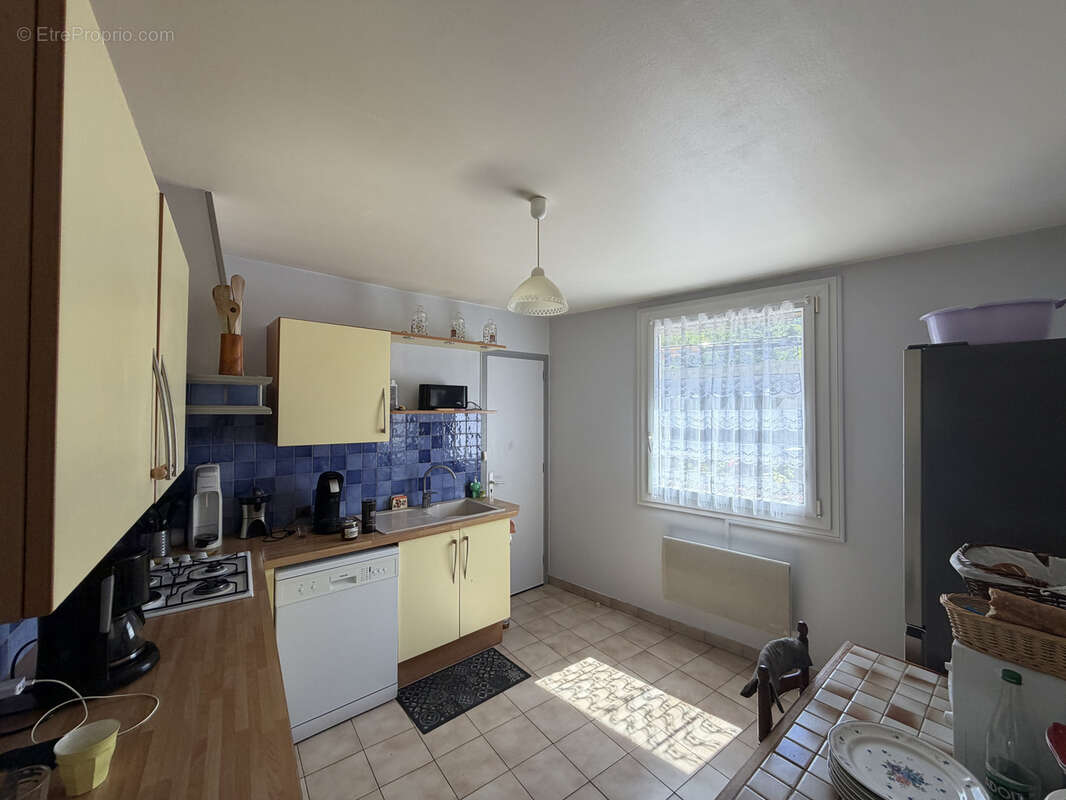 Vaux les Saint Claude, Maison de village avec garage et terrain non attenants - photo 4