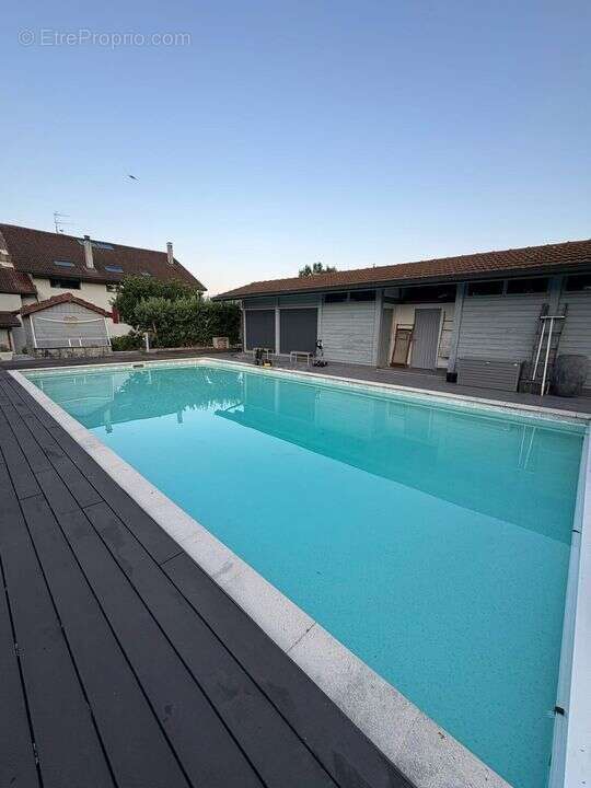 piscine proche frontiere - Maison à ARTHAZ-PONT-NOTRE-DAME