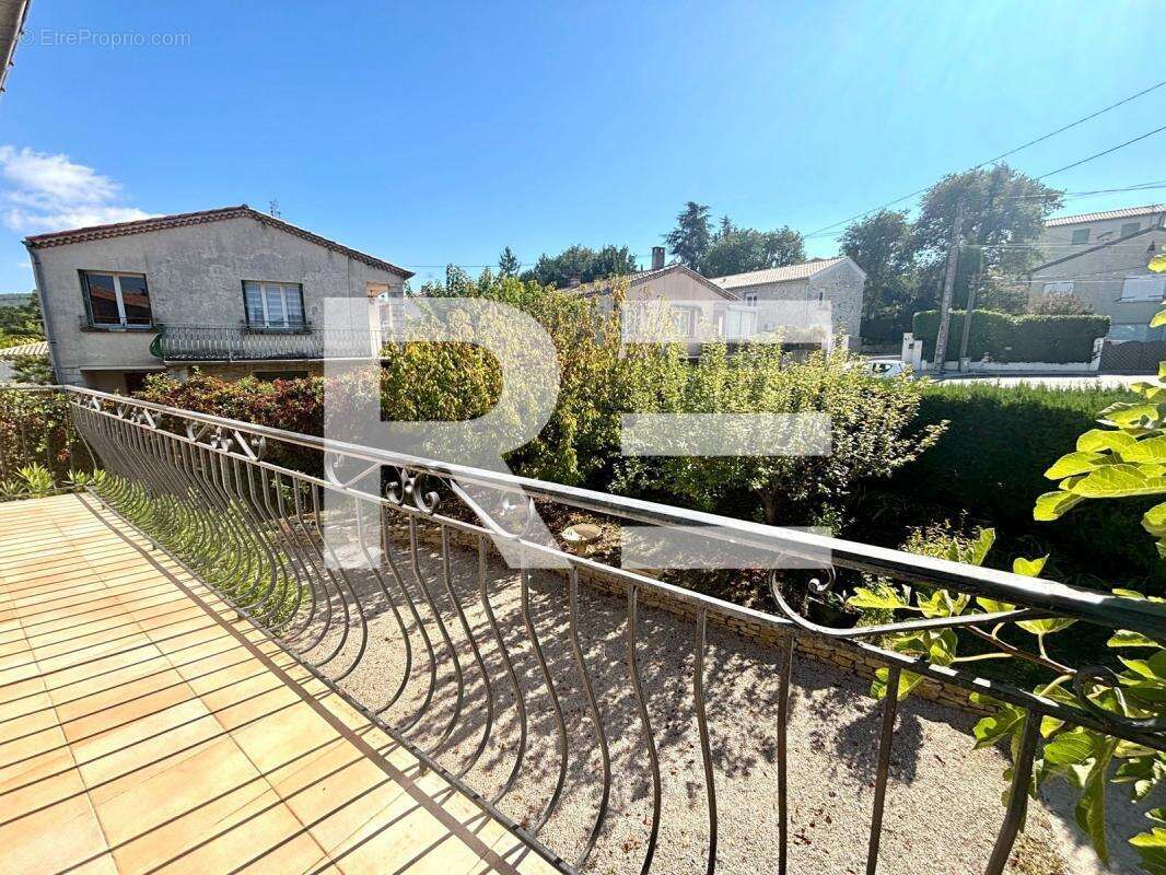 Maison à VAISON-LA-ROMAINE