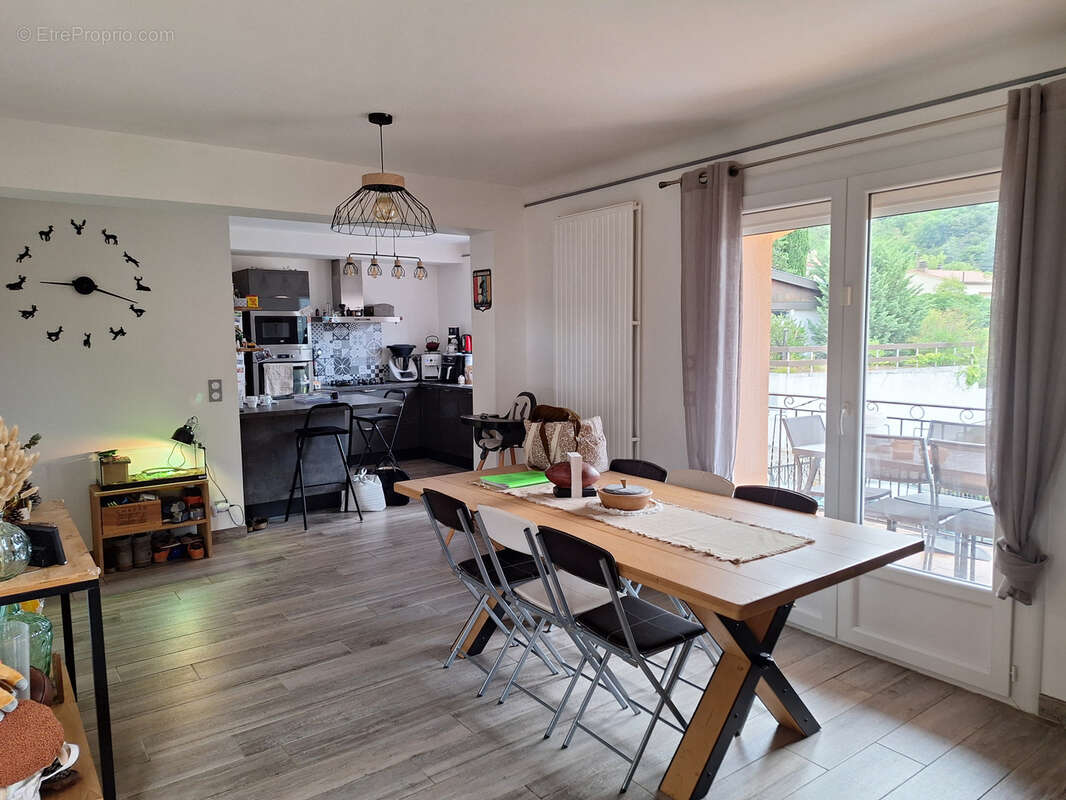 Maison de ville individuelle - photo 2