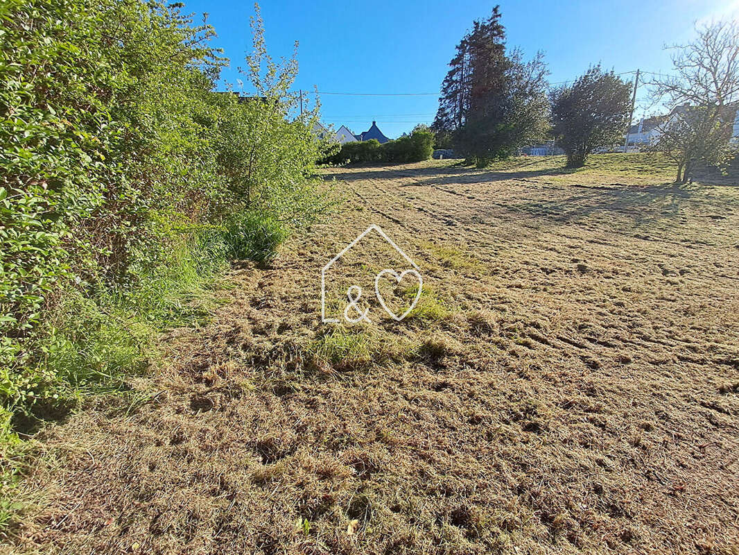 Terrain à LA TURBALLE