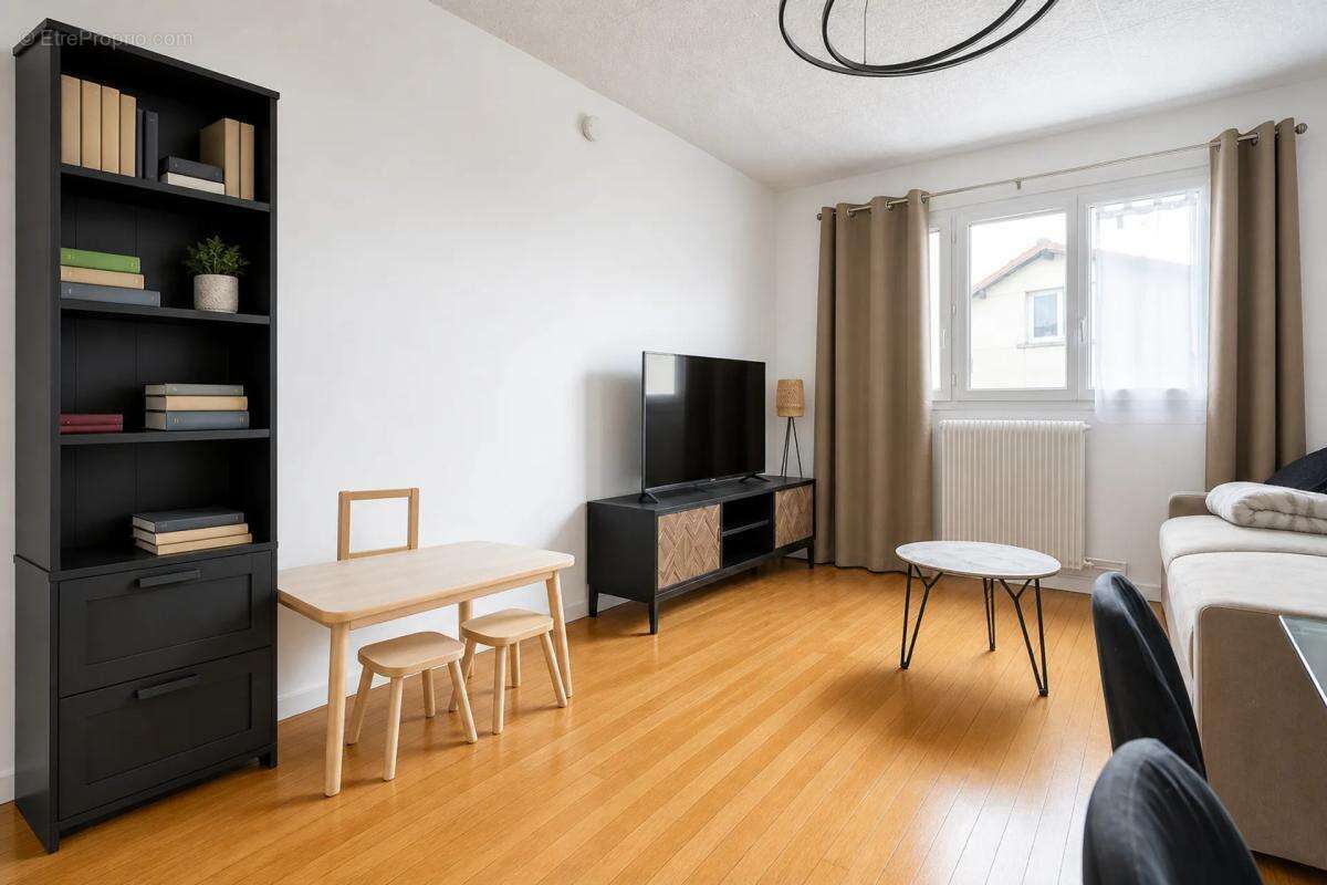 Appartement à CHAMPIGNY-SUR-MARNE