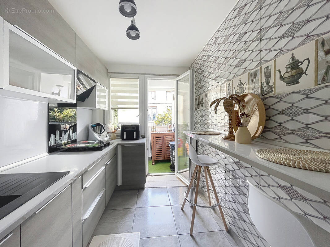 Appartement à SAINT-ETIENNE