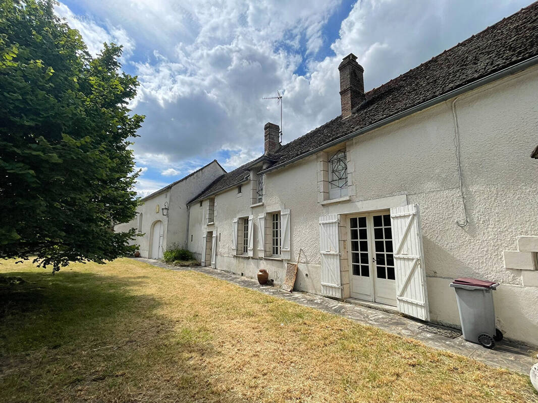 Maison à CHAMPLOST