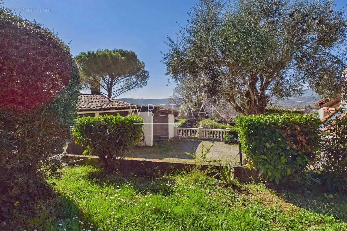 Villa à rénover avec piscine et vue panoramique  - Montauroux - photo 21