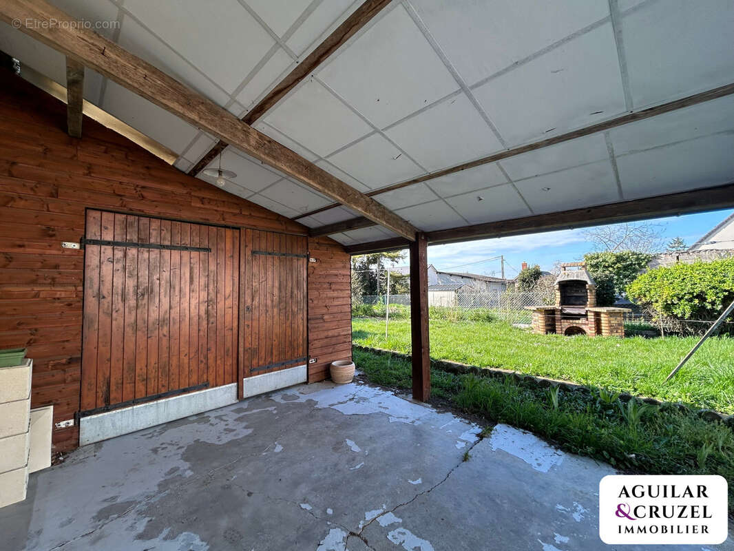 Maison à LA CHAPELLE-SAINT-URSIN