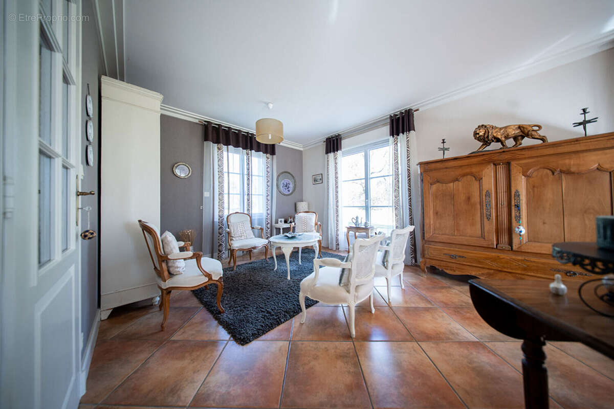 Maison à CHATEAU-GONTIER