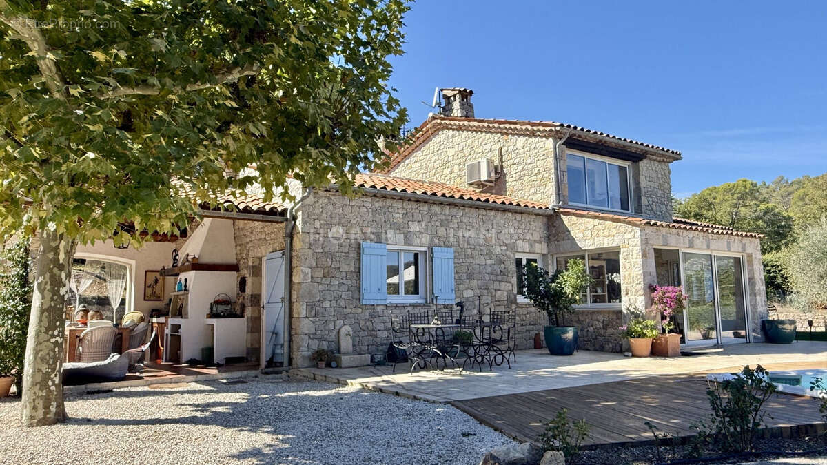 Maison à FAYENCE
