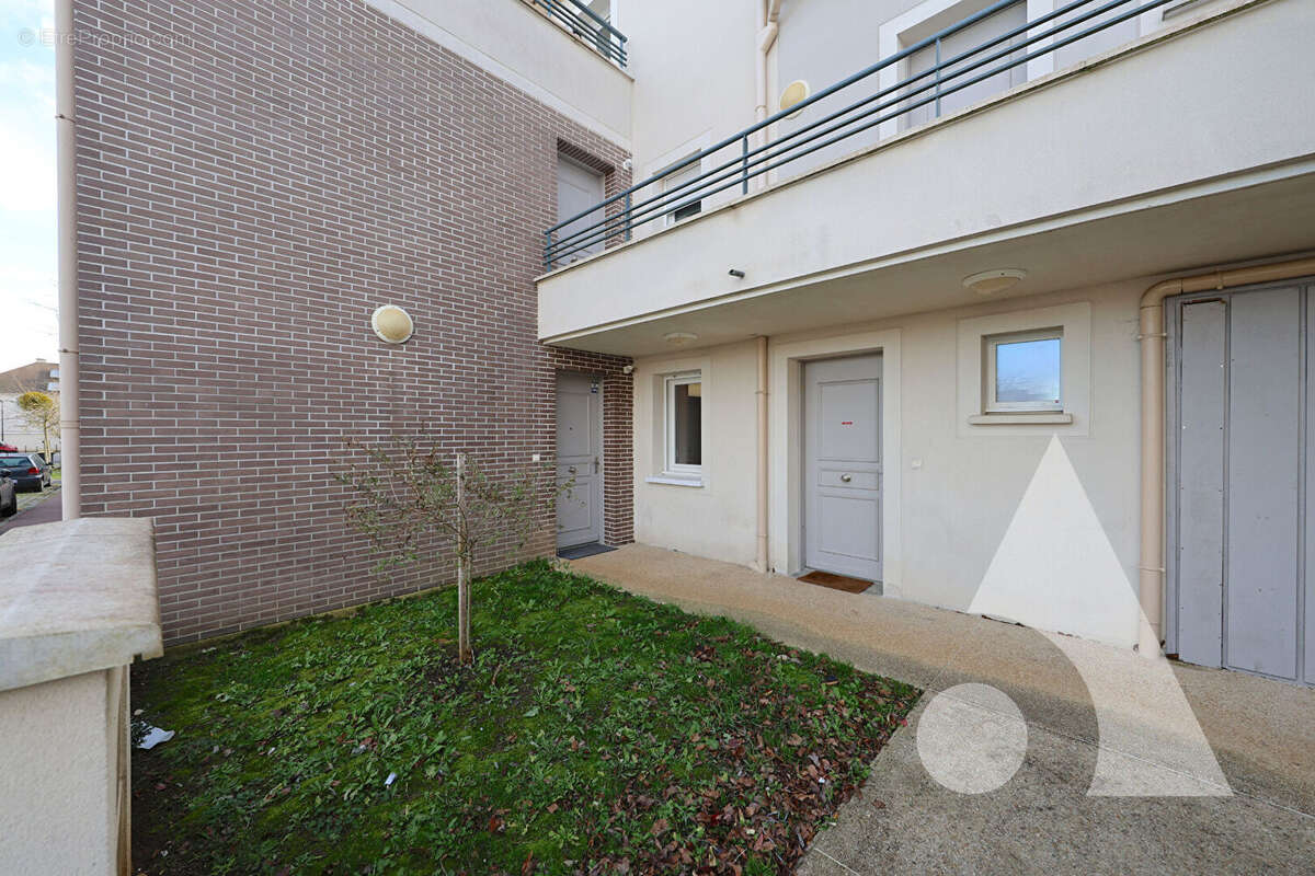Appartement à SAINT-PIERRE-DU-PERRAY