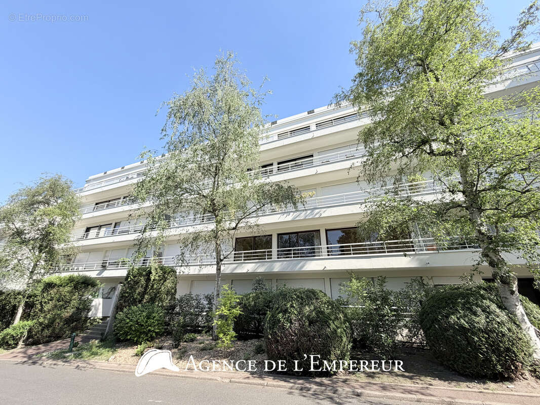 Appartement à RUEIL-MALMAISON