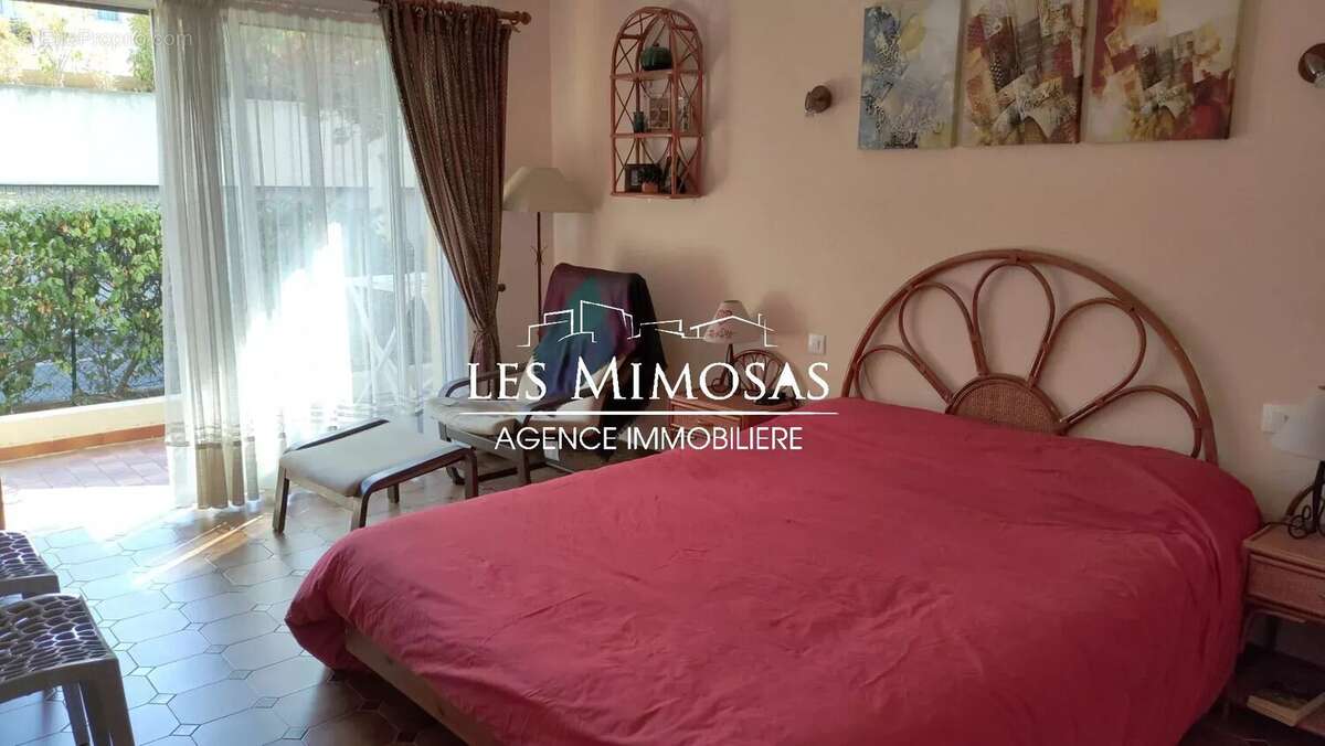 Appartement à FREJUS