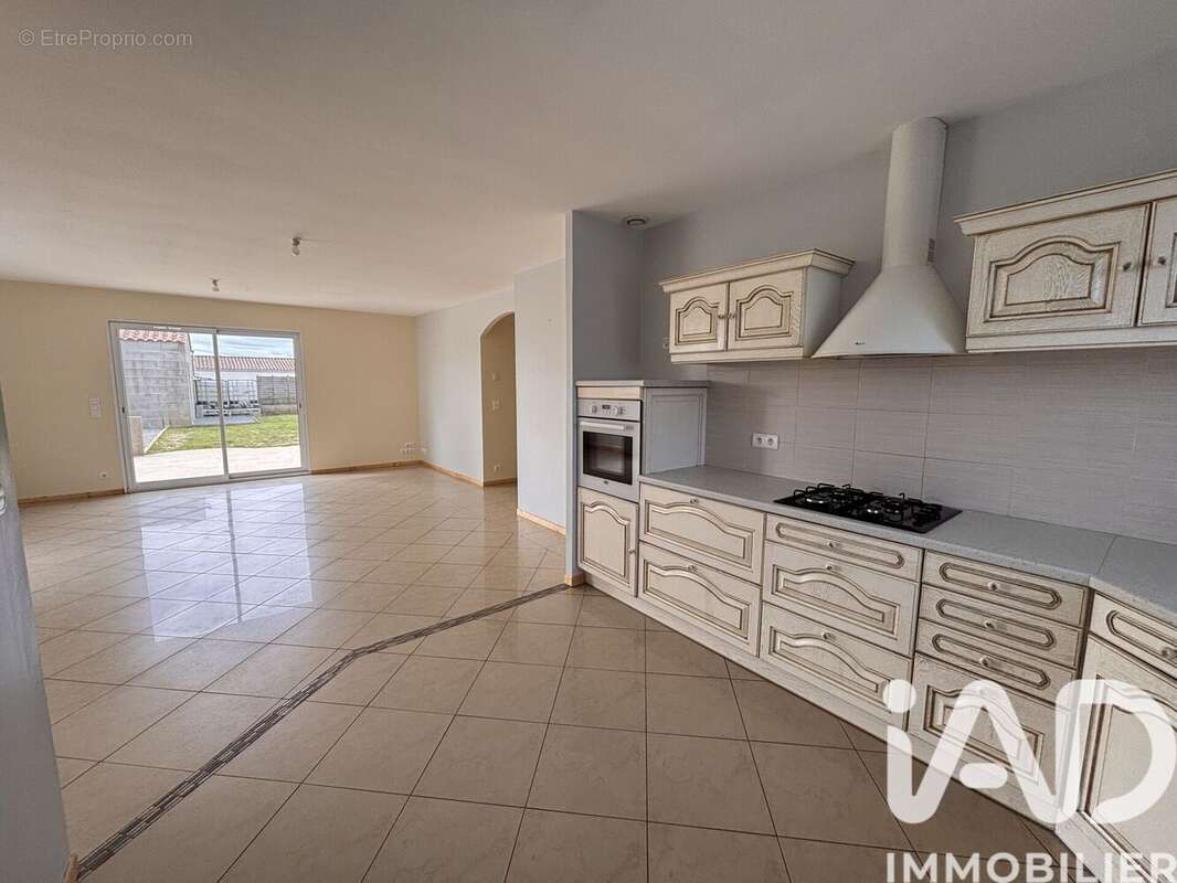 Photo 3 - Maison à BENON