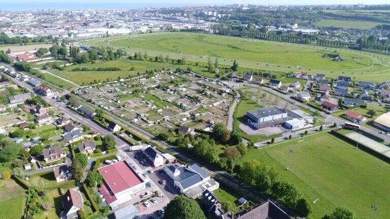 Terrain à ROUXMESNIL-BOUTEILLES