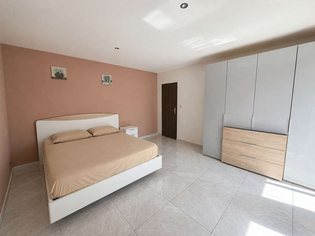 Maison 4 chambres vivable de plain pied - photo 6