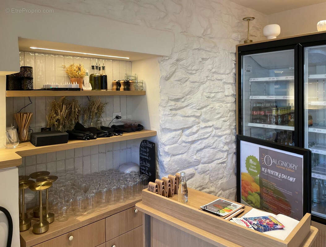 Commerce à SAN-MARTINO-DI-LOTA