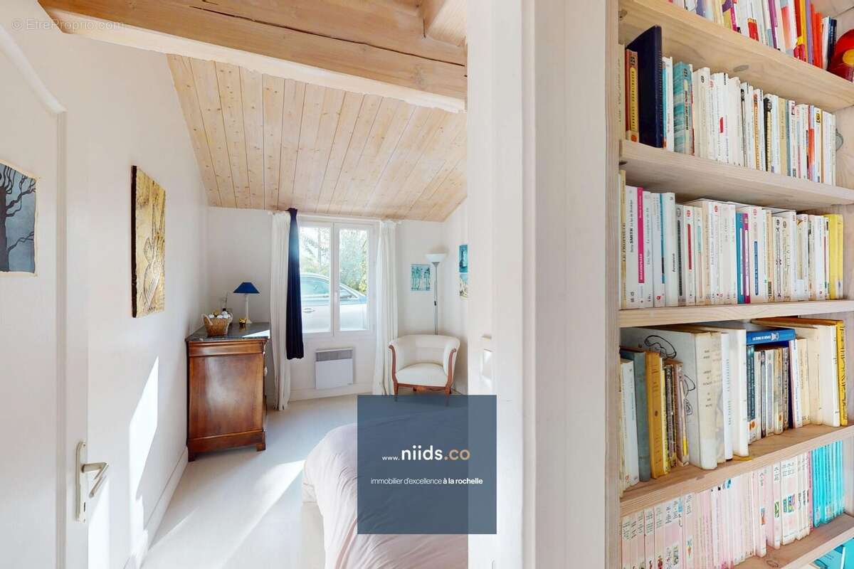 Double garage - Maison à LAGORD