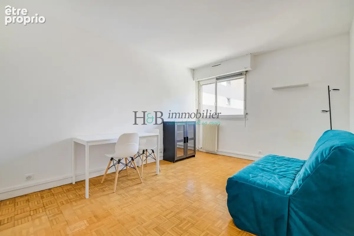Studio en parfait état, lumineux avec vue dégagée, sans vis-à-vis - photo 7