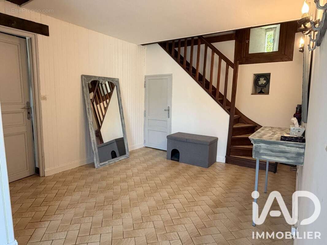 Maison 176 m² à Longueville  - photo 8