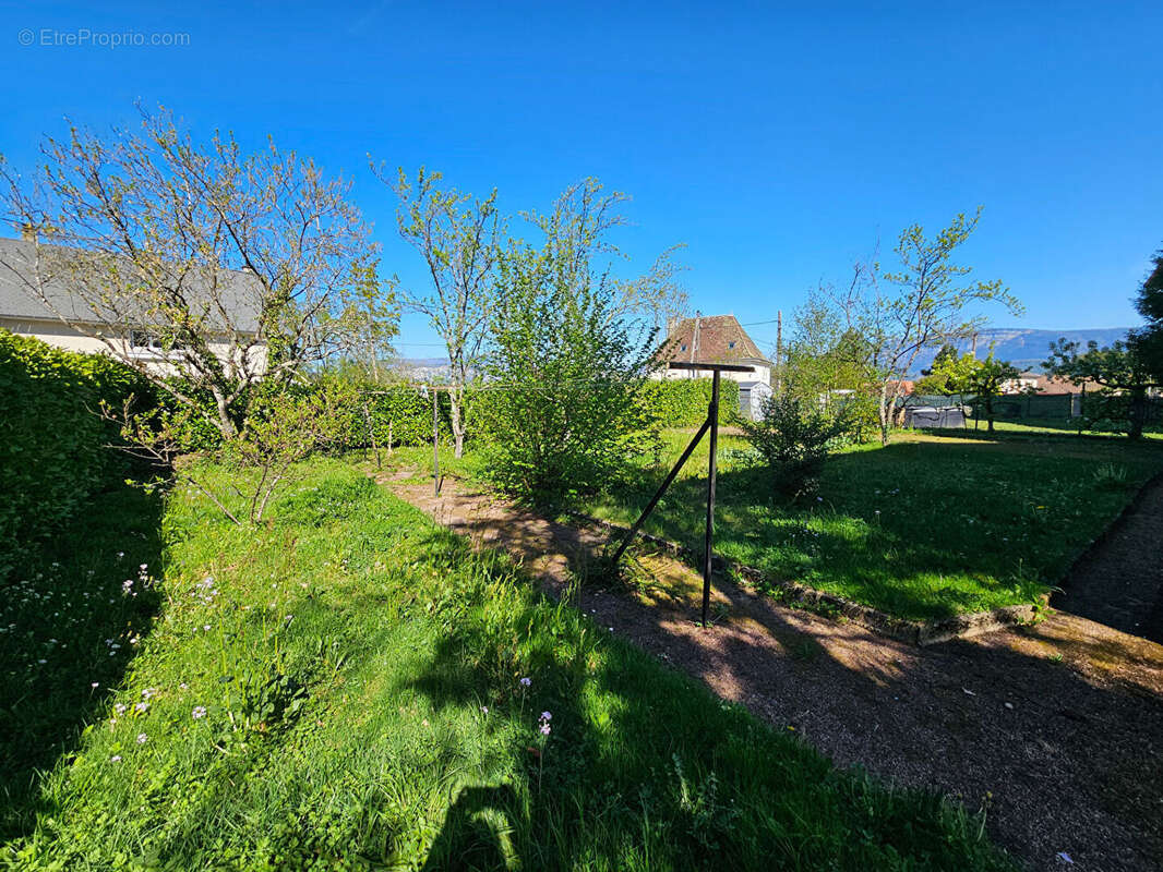 Maison à LE PONT-DE-BEAUVOISIN