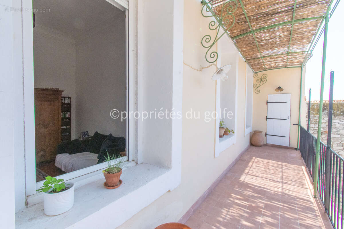 Sète, vue quai, bel appartement de charme 6 pièces, - photo 3