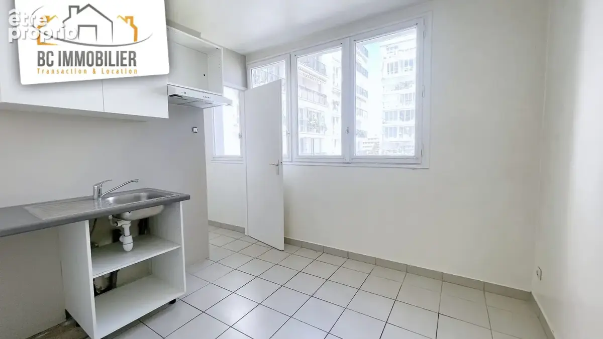 Appartement 3 pièces 82 m² à vendre à Ferney-Voltaire (01210) - photo 9