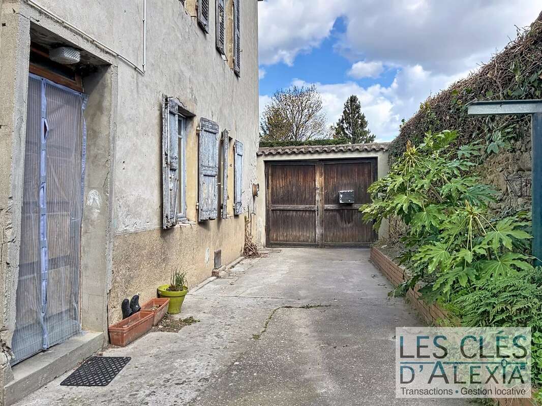 Appartement à CONDRIEU