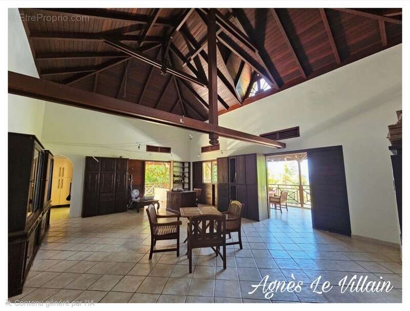 Maison à POINTE-NOIRE