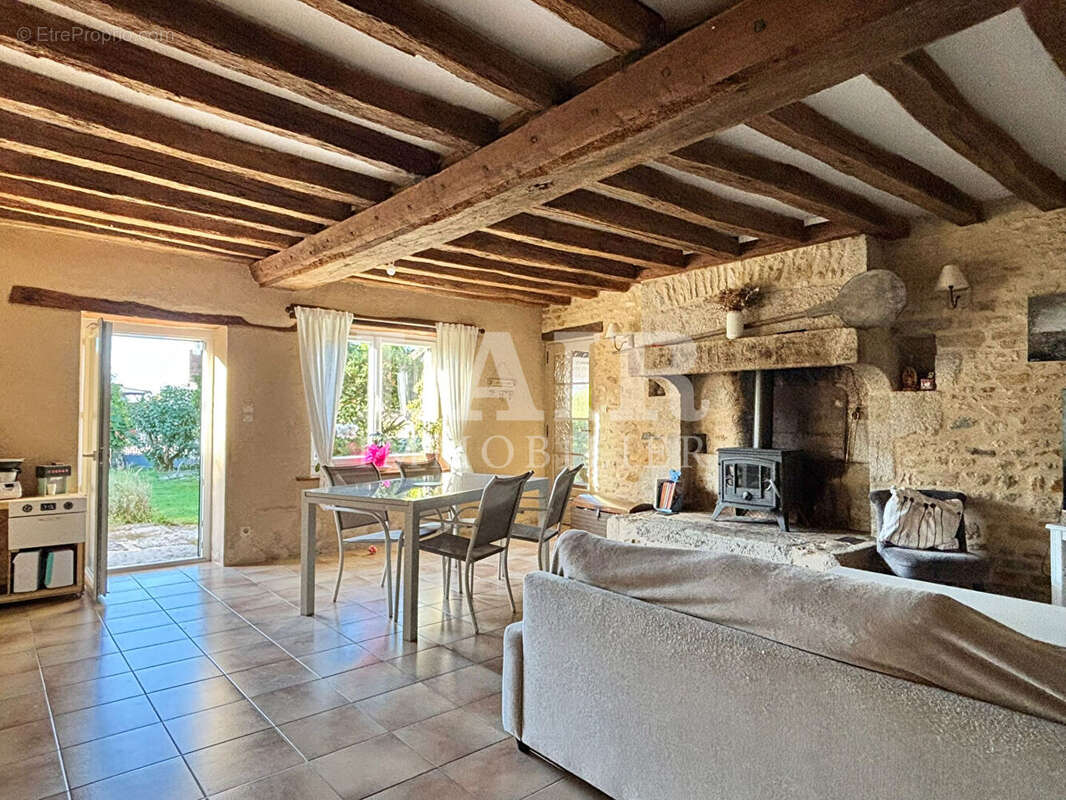 Maison en pierres à vendre à 10 min au sud d'Alençon - Réf 14126 - photo 3