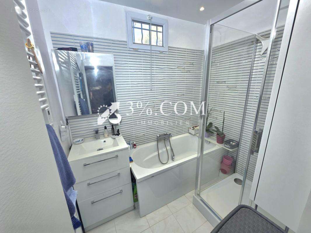 Villa rénovée avec piscine au calme - photo 13
