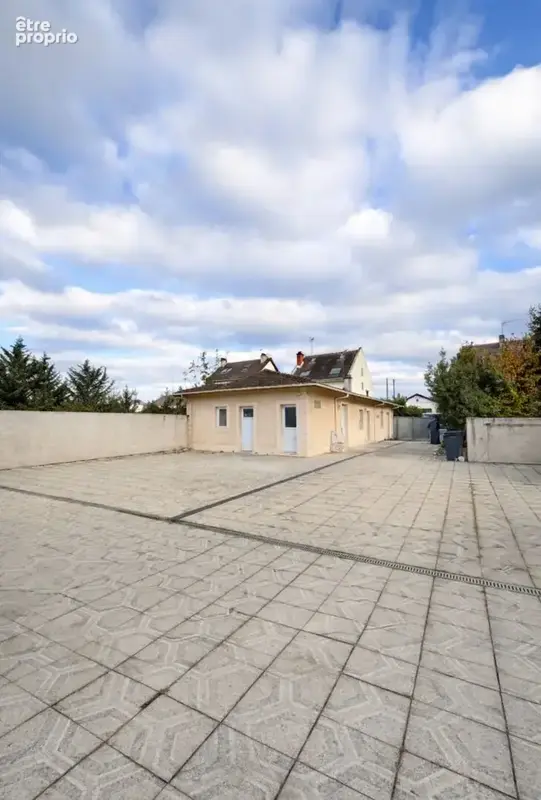 Maison Livry Gargan 3 pièces avec grand terrain d'environ960 m2 - photo 2