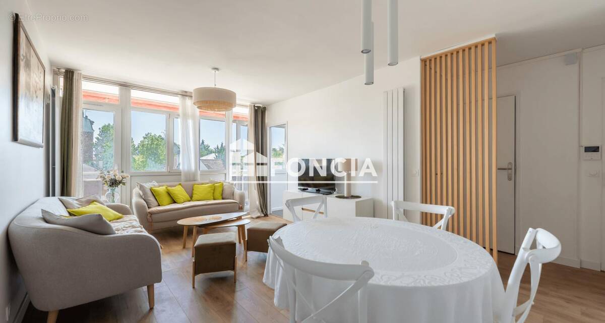 Appartement à ENGHIEN-LES-BAINS