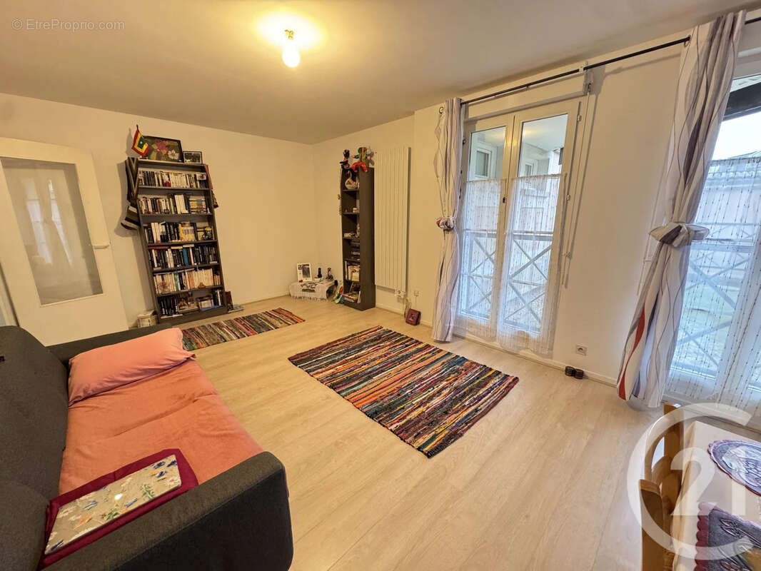Appartement à AVON