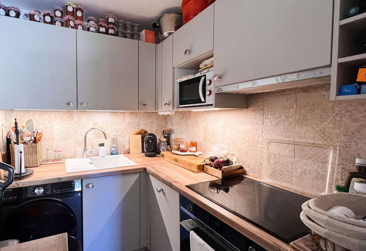 Appartement à LES ISSAMBRES