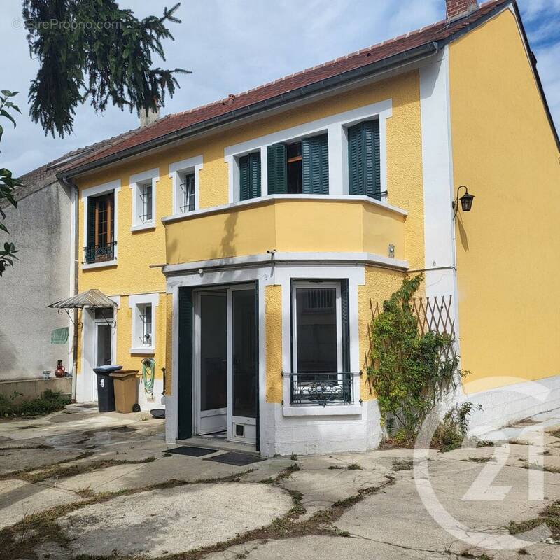 Maison à JABLINES