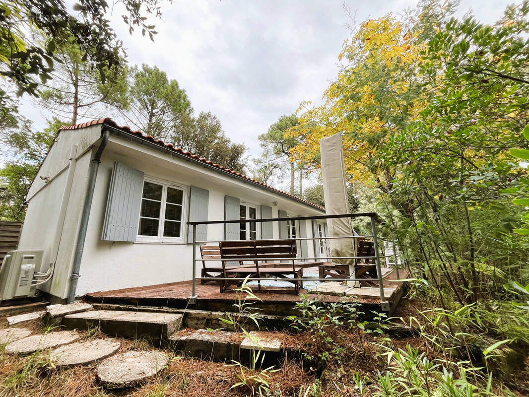 Maison à MESCHERS-SUR-GIRONDE