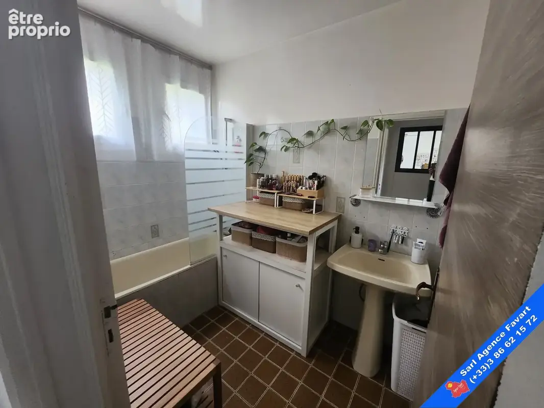 Maison avec 3 chambres entre Joigny et Saint Julien du Sault - photo 8