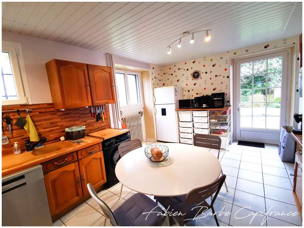 À vendre – Charmante longère en pierre avec dépendance à MERNEL (proche Guer & Brocéliande) - photo 7