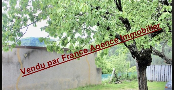 Maison à SALVEZINES