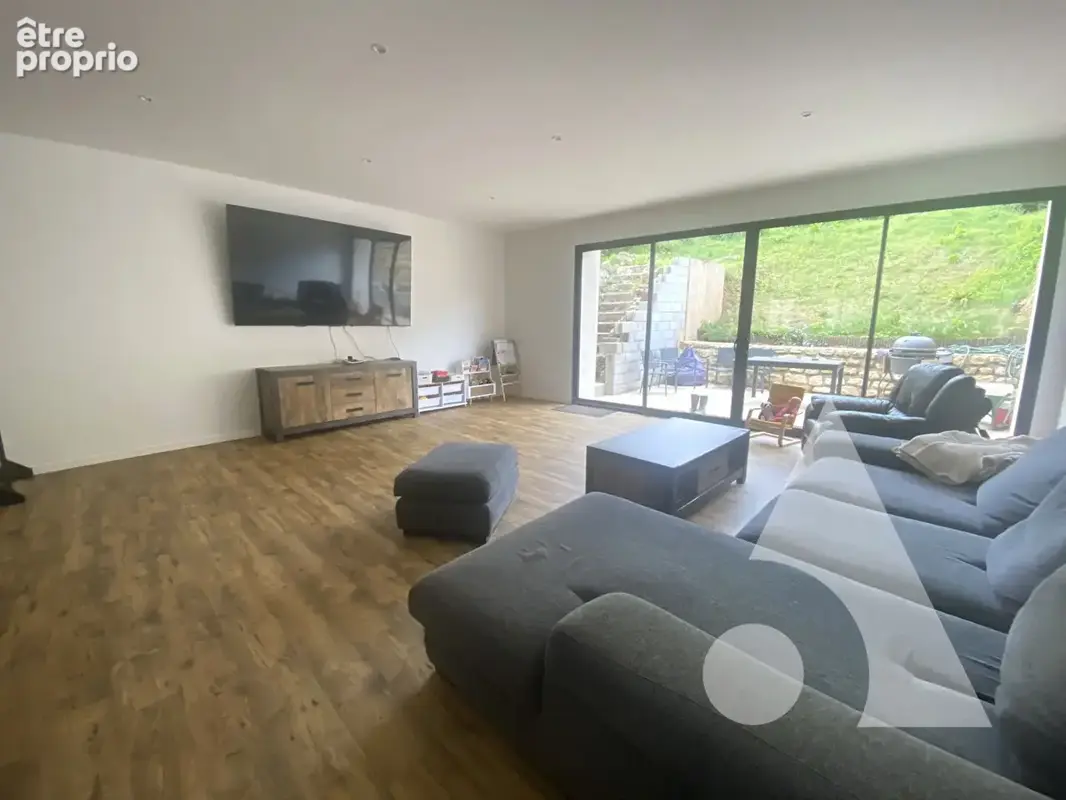 Maison 176 m² - 3 chambres - garage et jardin - photo 5