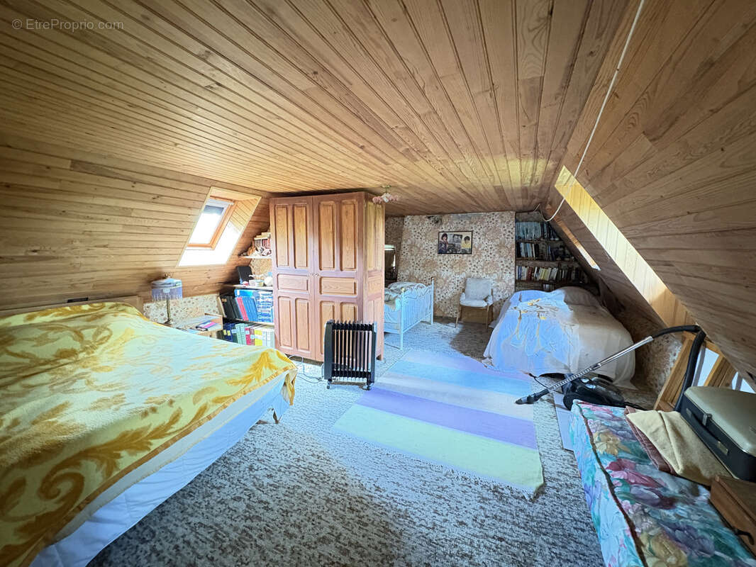 Maison à SAINT-JULIEN-AUX-BOIS