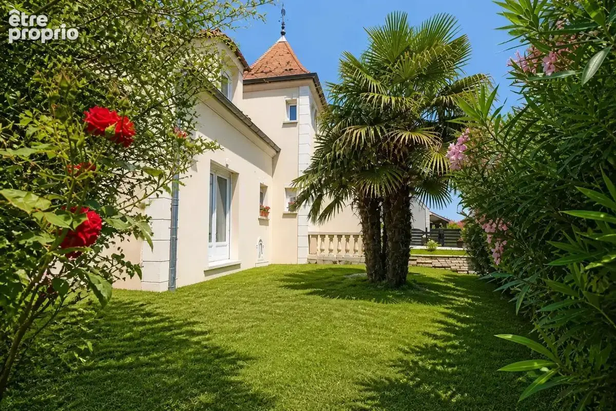 Maison de 7 pièces de 245 m² à Claye-Souilly - photo 18