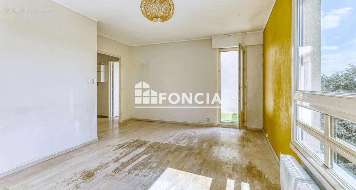 Appartement à BOURG-LA-REINE