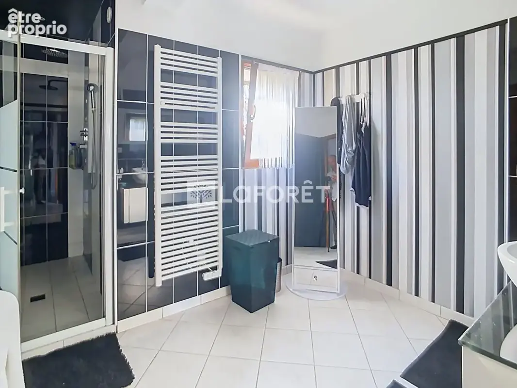 Maison récente Treffendel 35380 - 4 chambres 191m² - piscine - 2045m² de terrain - photo 7