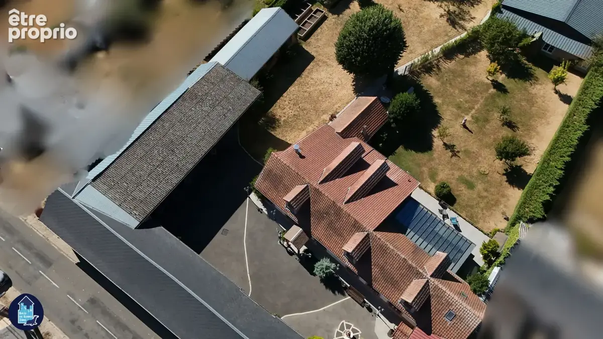 Corps de ferme 534 m2 rénové avec logements indépendants - photo 18