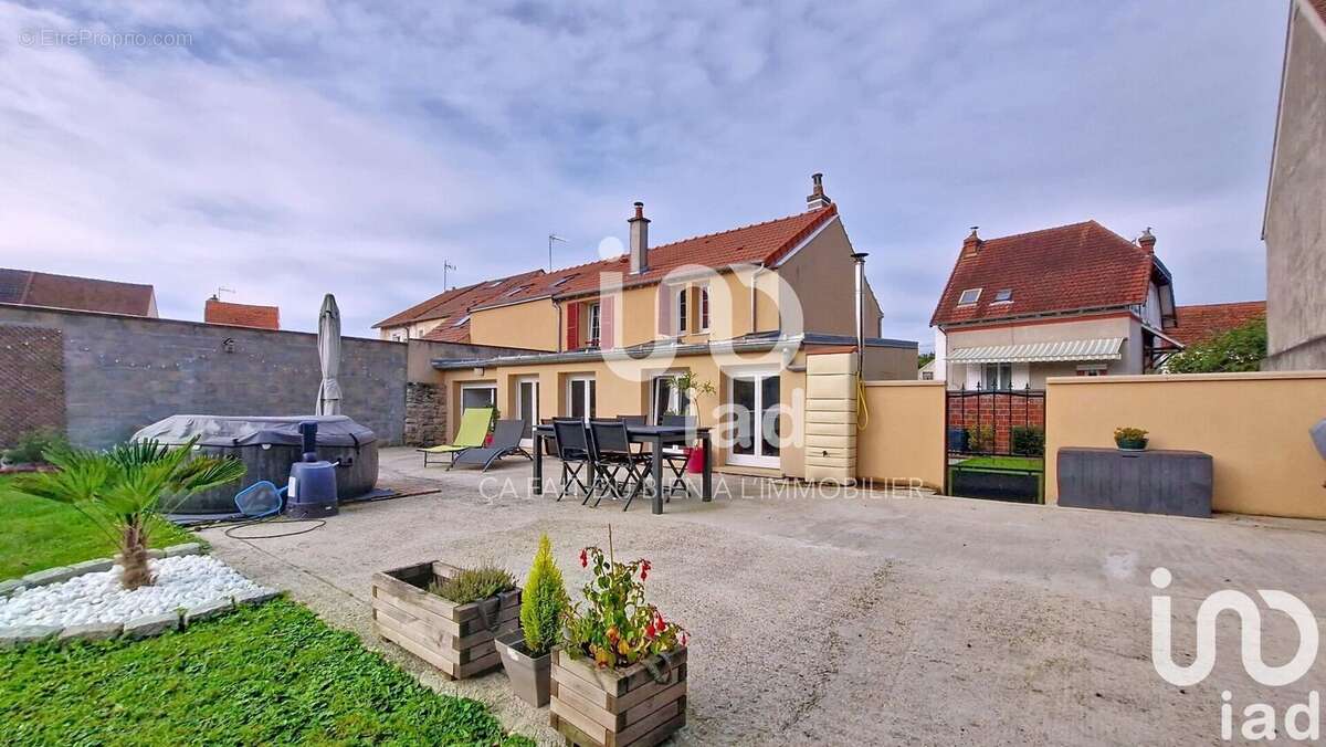 Photo 3 - Maison à VARREDDES