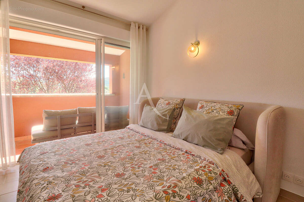 Maison à GREOUX-LES-BAINS