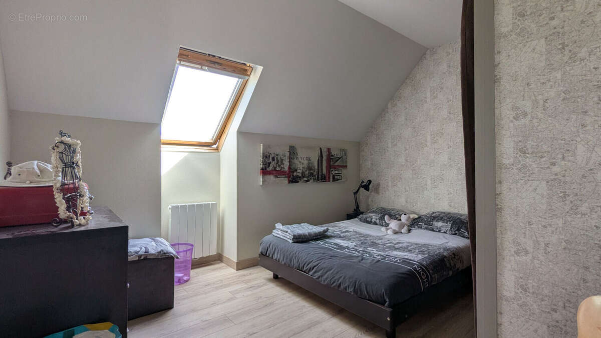 Maison à EROUDEVILLE