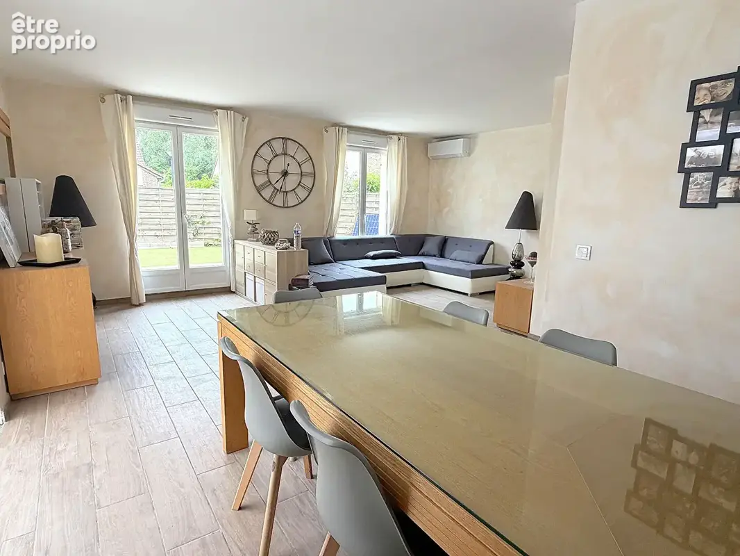 Maison Voisins Le Bretonneux 6 pièce(s) 135 m2 - photo 5