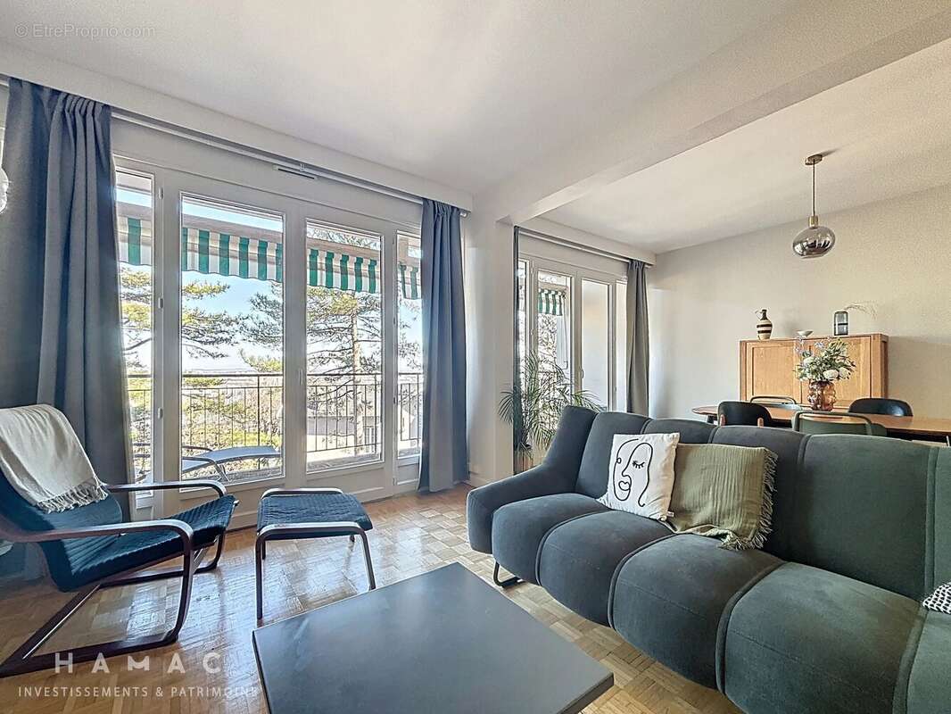 Appartement à SAINTE-FOY-LES-LYON